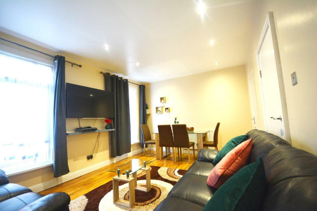 London Modern 4 Bedroom Apartment Екстериор снимка